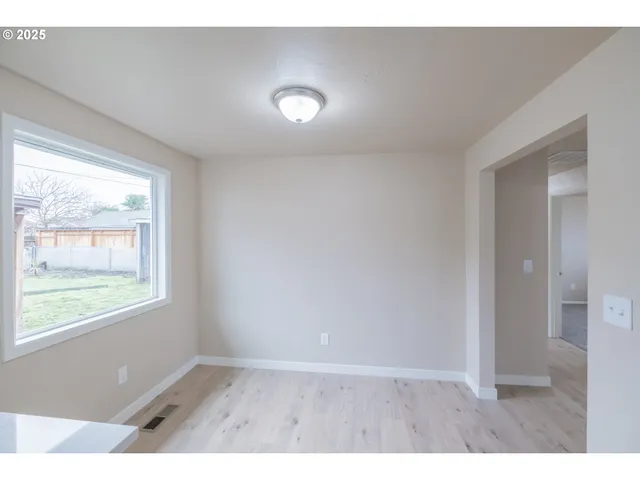 $439,000 | 562 Connecticut Avenue Southeast, Salem, OR 97317