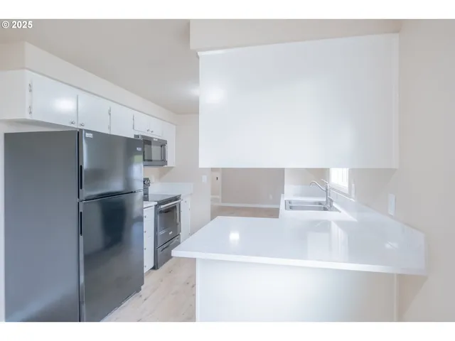 $439,000 | 562 Connecticut Avenue Southeast, Salem, OR 97317