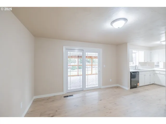 $439,000 | 562 Connecticut Avenue Southeast, Salem, OR 97317