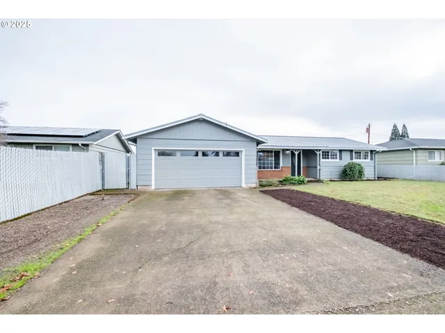 $439,000 | 562 Connecticut Avenue Southeast, Salem, OR 97317