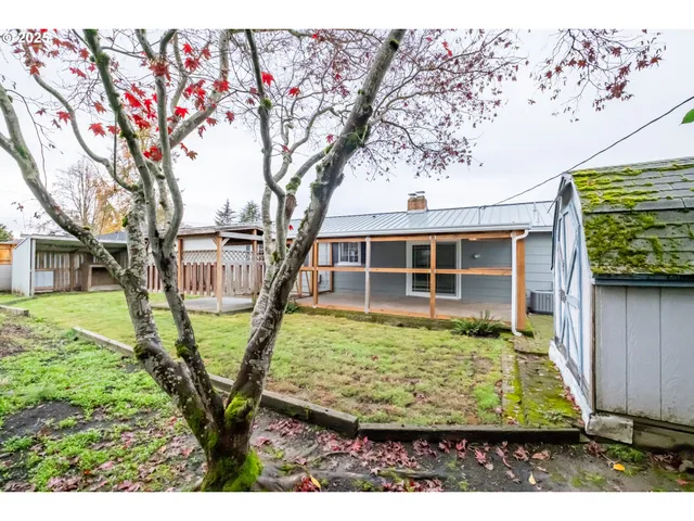 $439,000 | 562 Connecticut Avenue Southeast, Salem, OR 97317
