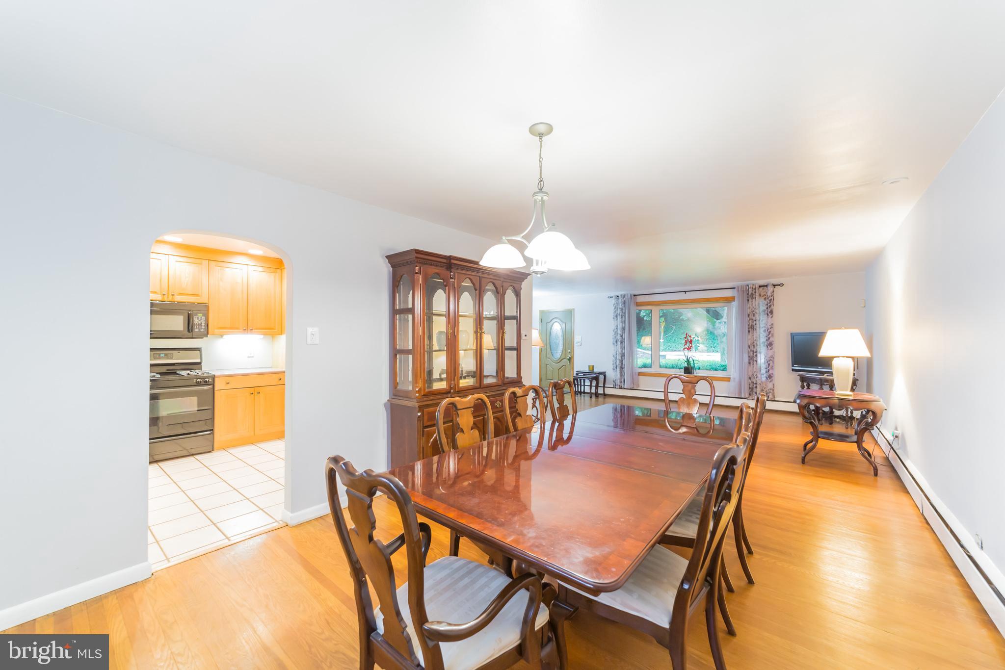 1825 Lawrence Road Havertown, PA 19083 - Photo 14 of 36