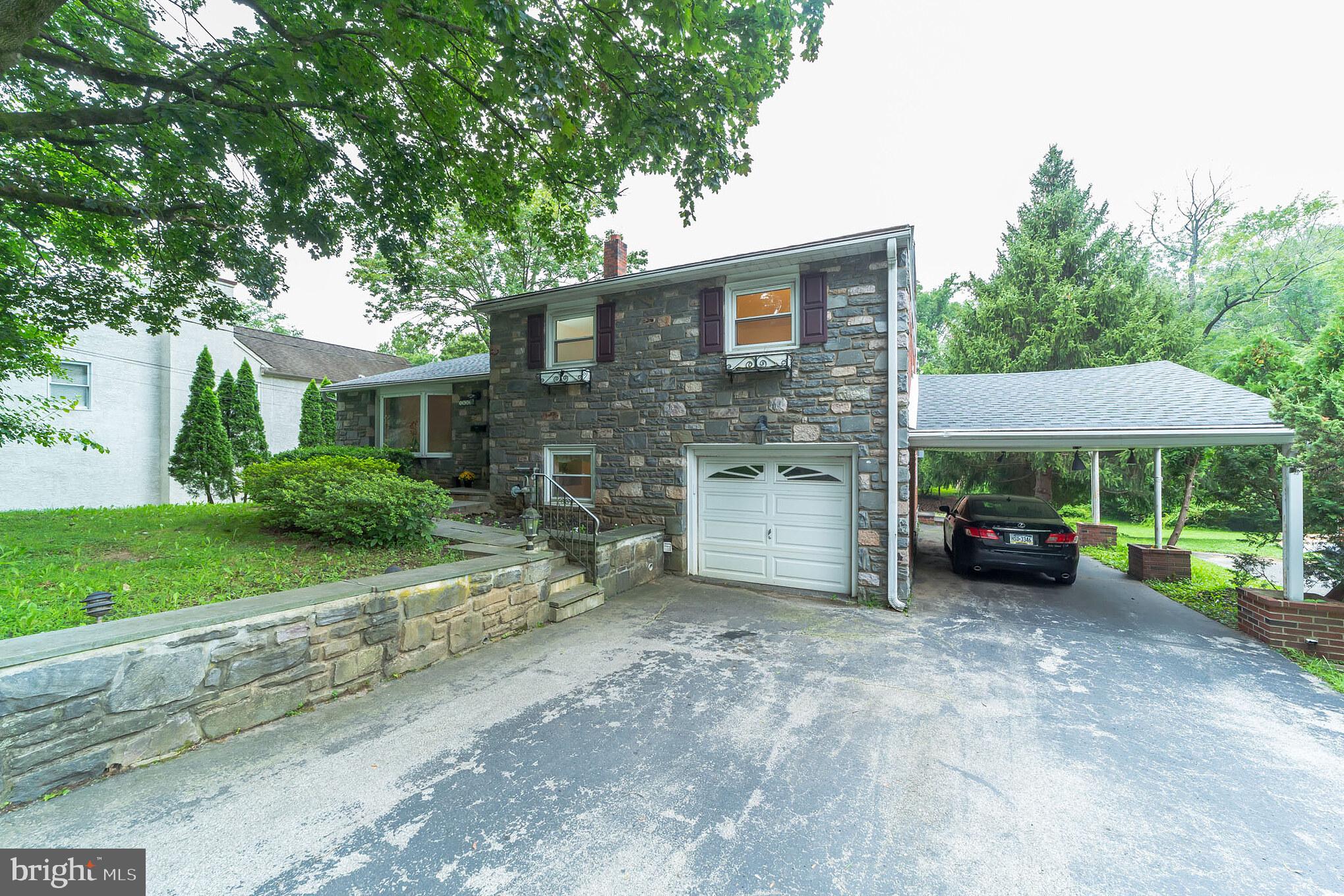 1825 Lawrence Road Havertown, PA 19083 - Photo 4 of 36