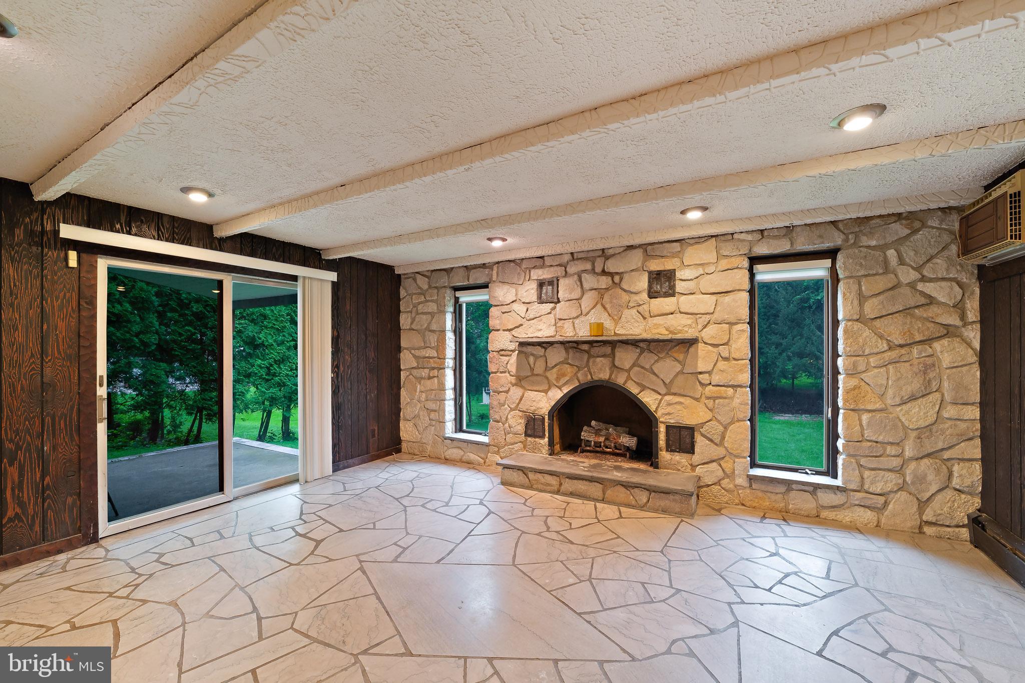 1825 Lawrence Road Havertown, PA 19083 - Photo 32 of 36