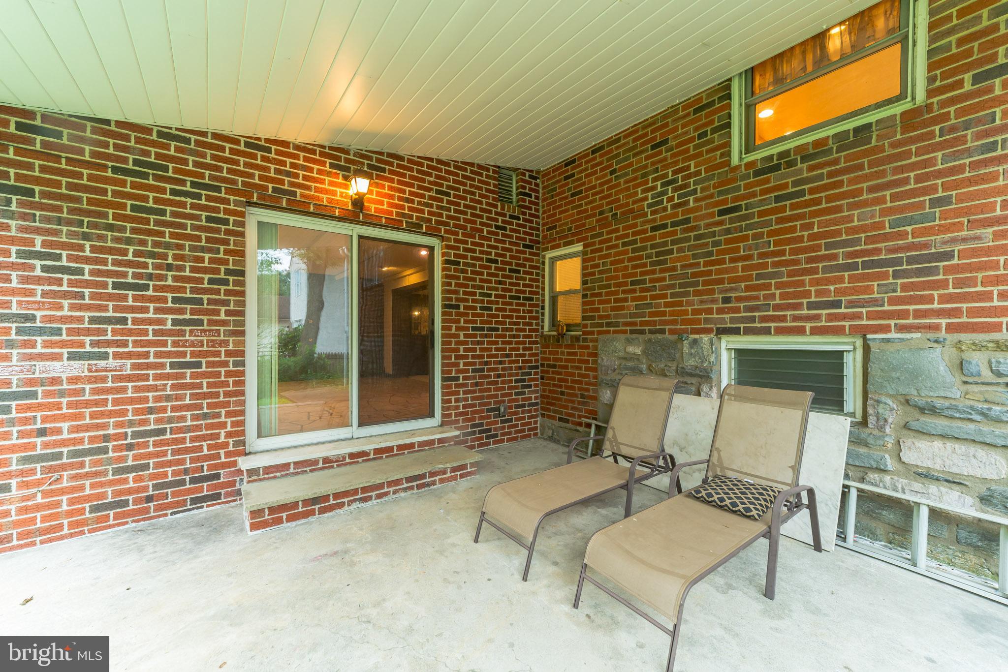 1825 Lawrence Road Havertown, PA 19083 - Photo 7 of 36