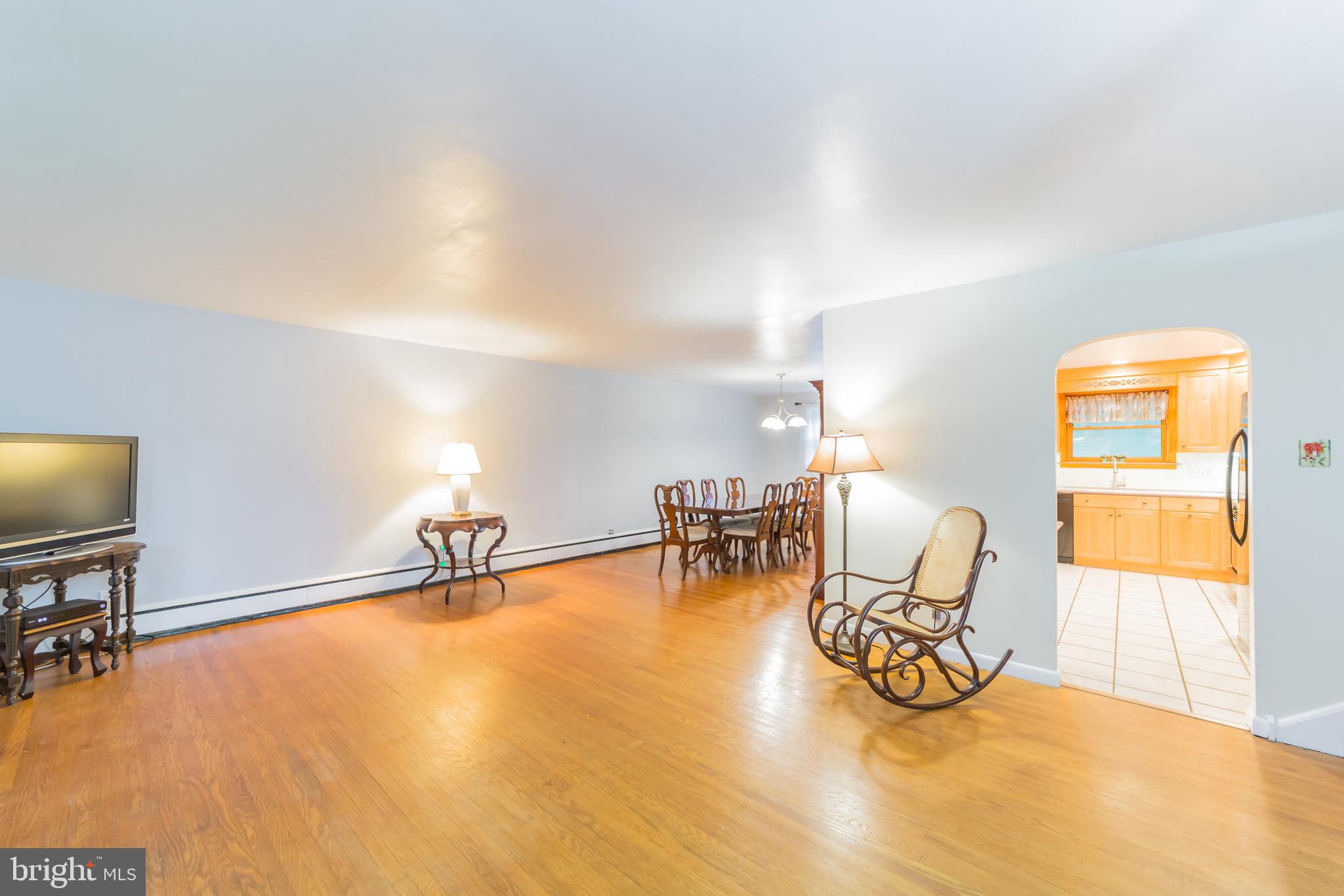 1825 Lawrence Road Havertown, PA 19083 - Photo 10 of 36