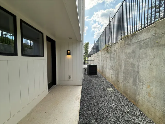 $4,450 | 1941 Sawdust Road, Unit 165, The Woodlands, TX 77380