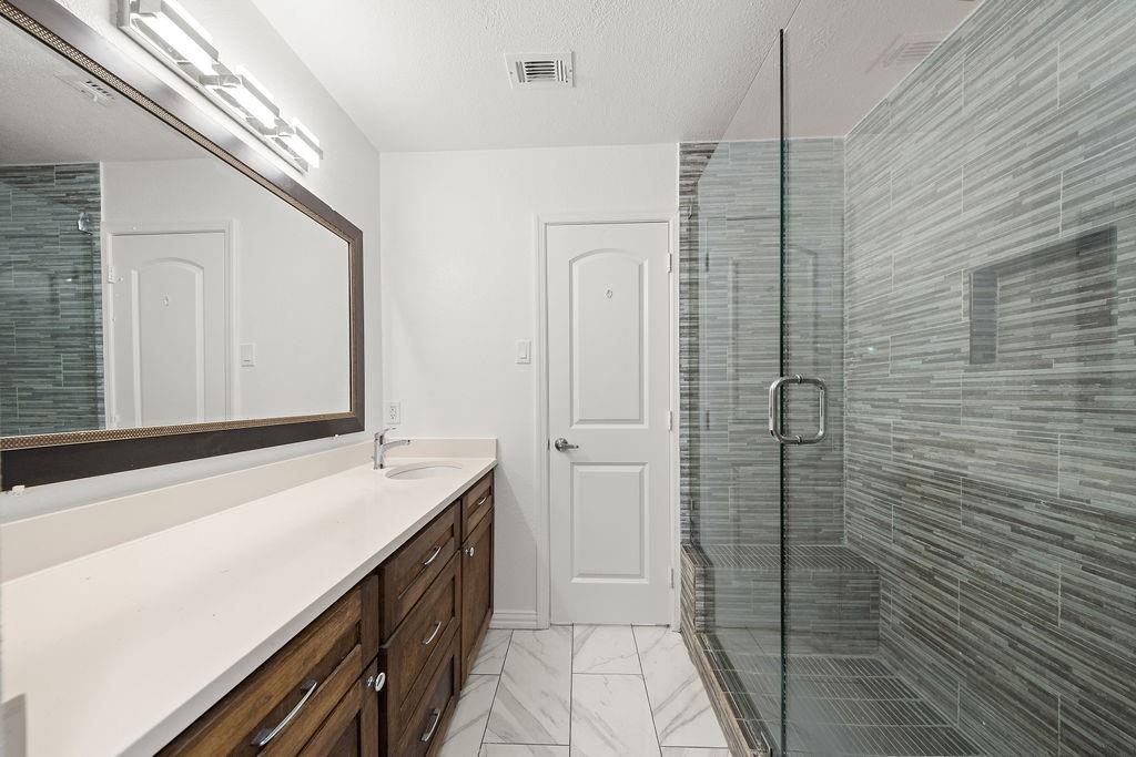 4952 Hollow Ridge Road Dallas, TX 75227 - Photo 19 of 32 Gallery Image 19