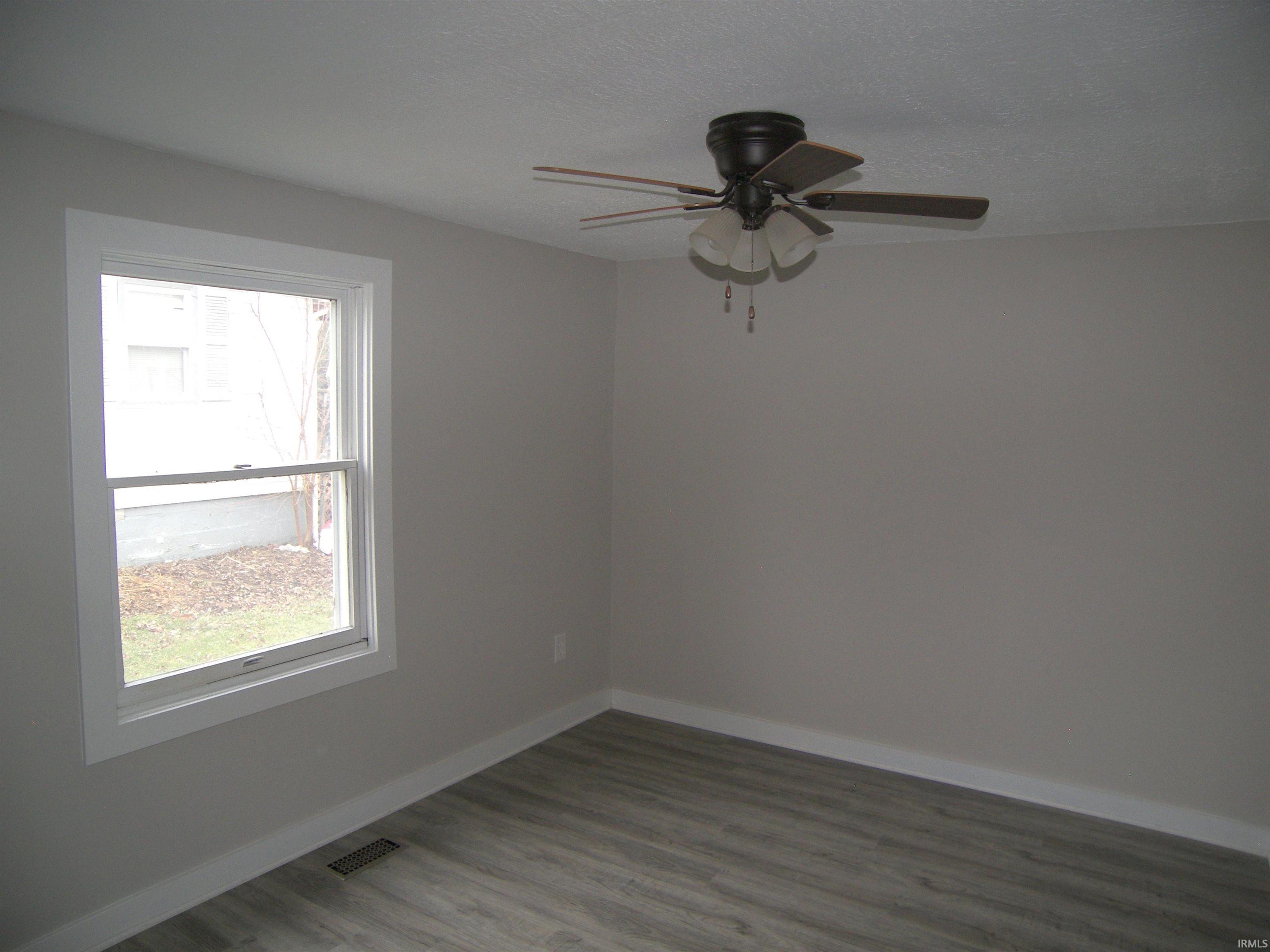 264 Sherman Street Wabash, IN 46992 - Photo 28 of 36