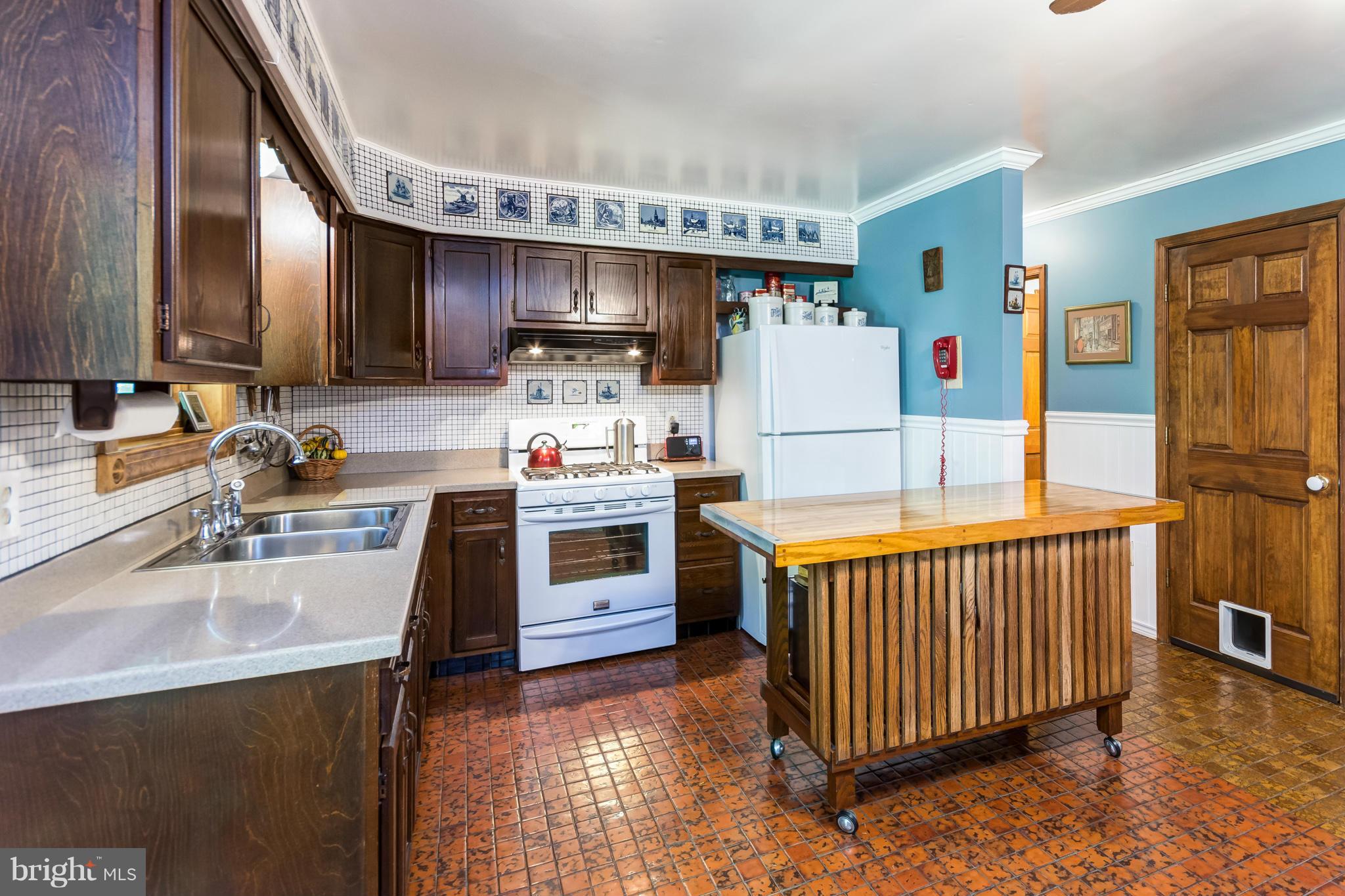 4023 Old Rocks Road Street, MD 21154 - Photo 13 of 30 Kitchen