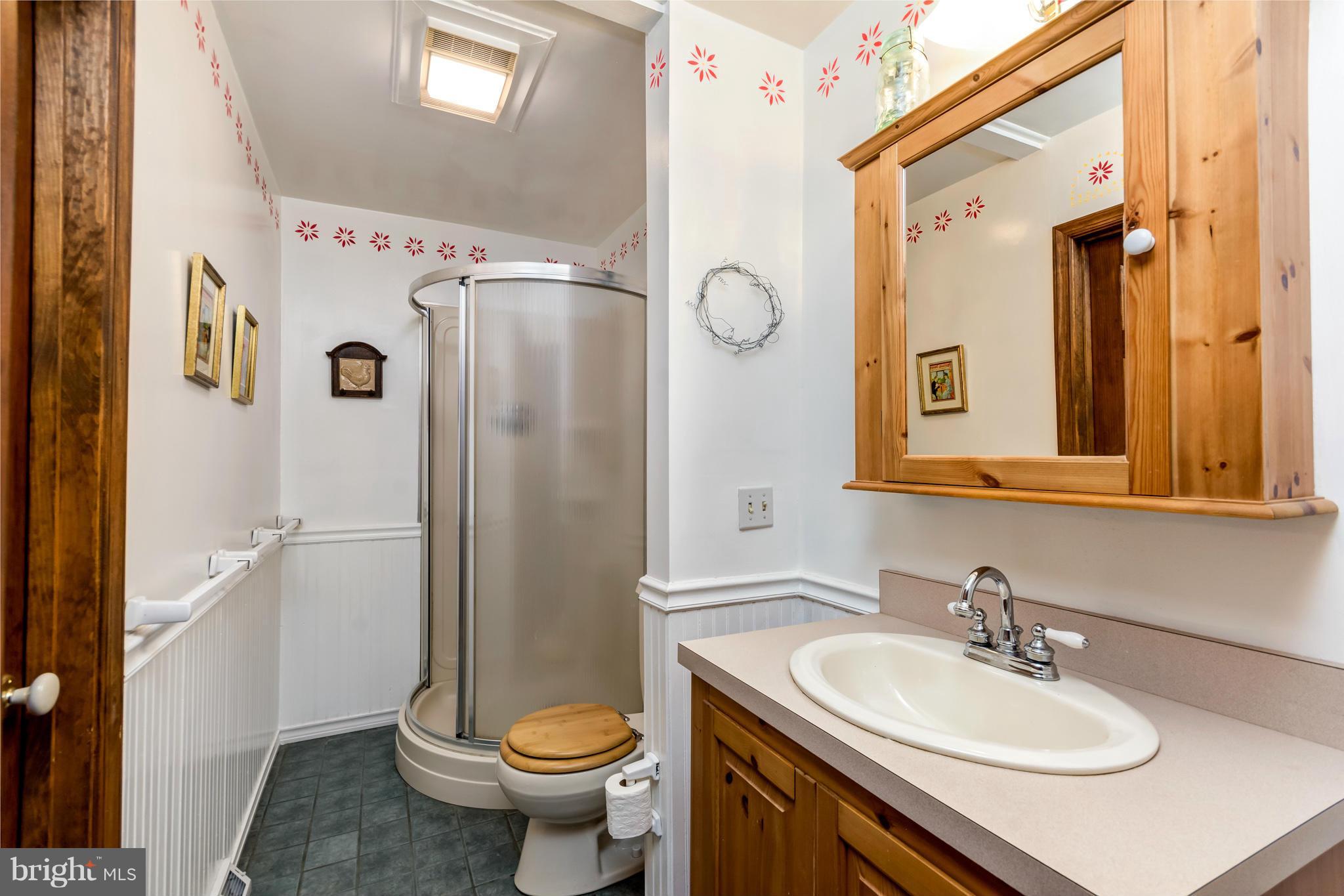 4023 Old Rocks Road Street, MD 21154 - Photo 18 of 30 Bath
