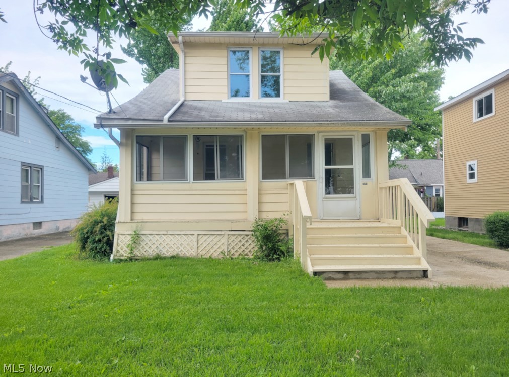 1544 Mapledale Road Wickliffe, OH 44092 - Photo 1 of 30 Gallery Image 1