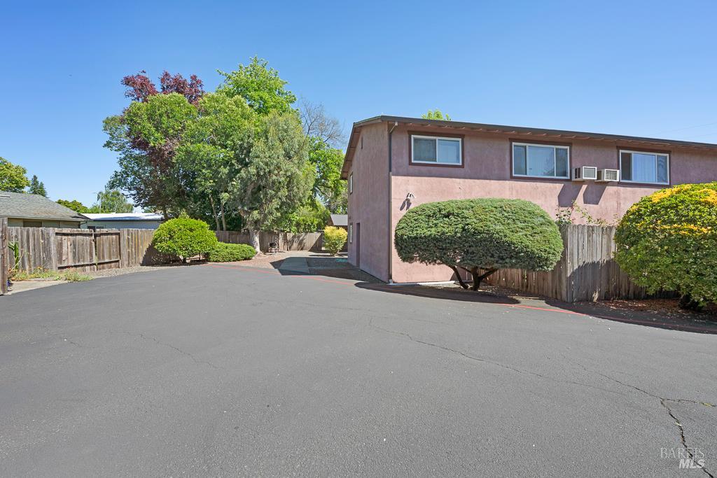 7488 Bridgit Drive Rohnert Park, CA 94928 - Photo 16 of 44