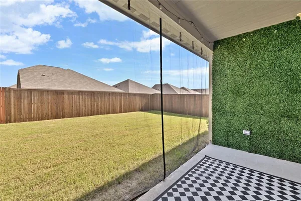 $2,100 | 1771 Gleasondale Place, Forney, TX 75126