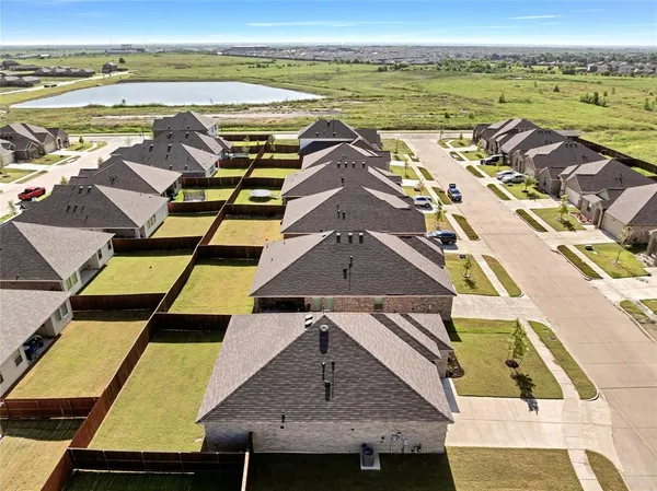 $2,100 | 1771 Gleasondale Place, Forney, TX 75126