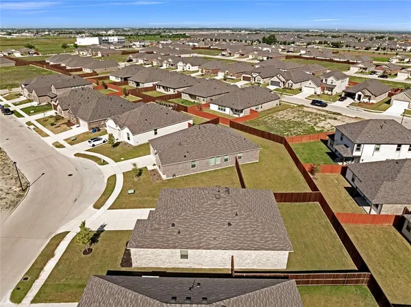 $2,100 | 1771 Gleasondale Place, Forney, TX 75126