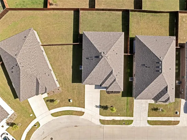 $2,100 | 1771 Gleasondale Place, Forney, TX 75126