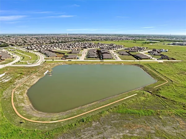 $2,100 | 1771 Gleasondale Place, Forney, TX 75126