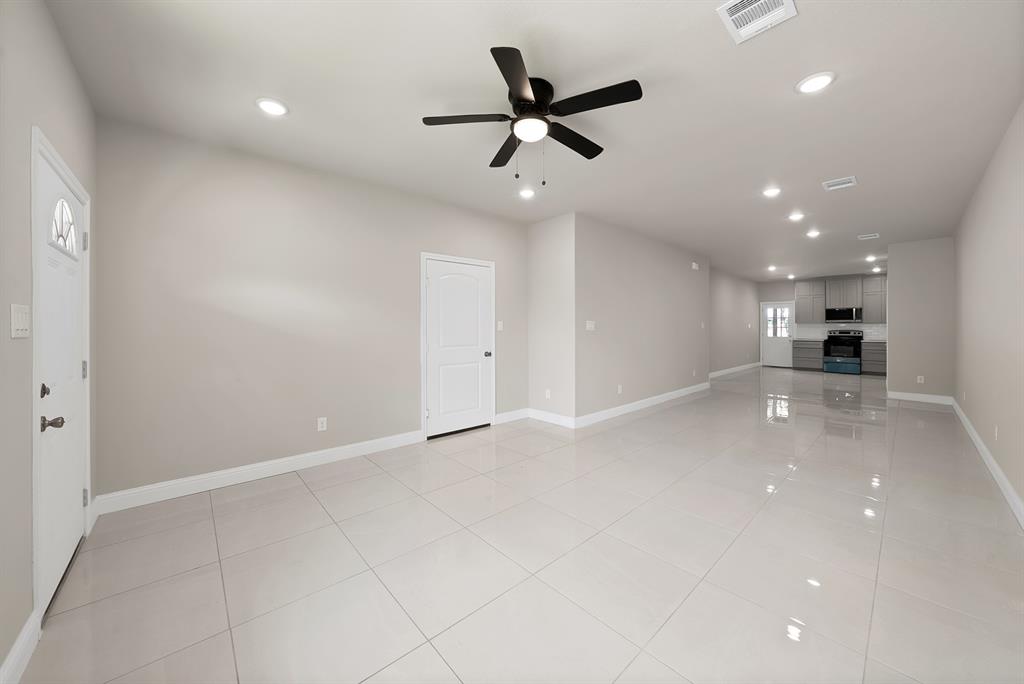 1112 Trinity Street Cleburne, TX 76031 - Photo 35 of 36