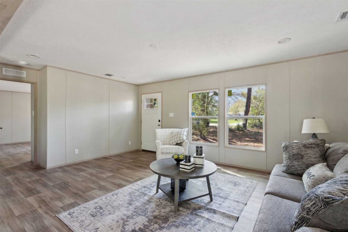 54178 Bea Road Callahan, FL 32011 - Photo 2 of 36 a living room with furniture and a window