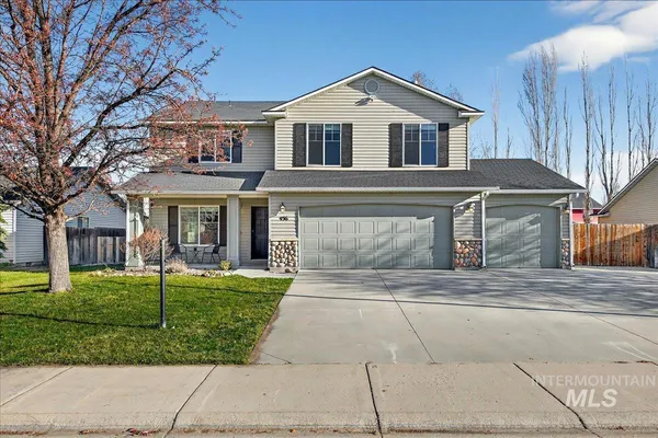 $534,990 | 456 East Chapparosa Drive, Kuna, ID 83634