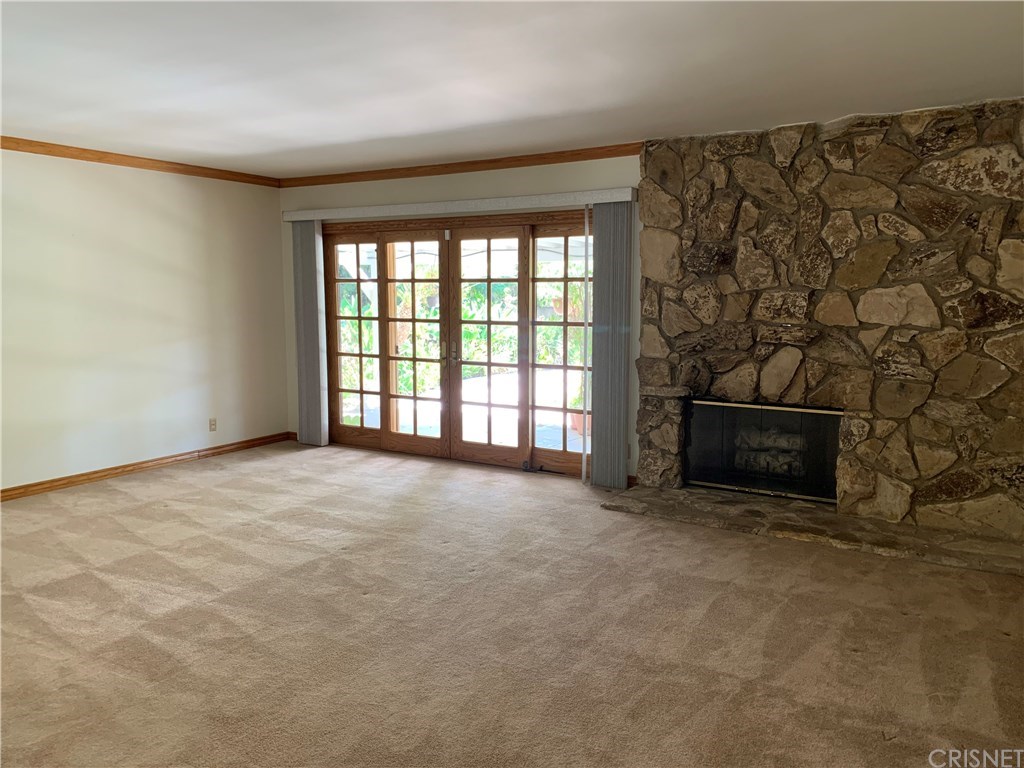 19446 Mayall Street Northridge, CA 91324 - Photo 3 of 32