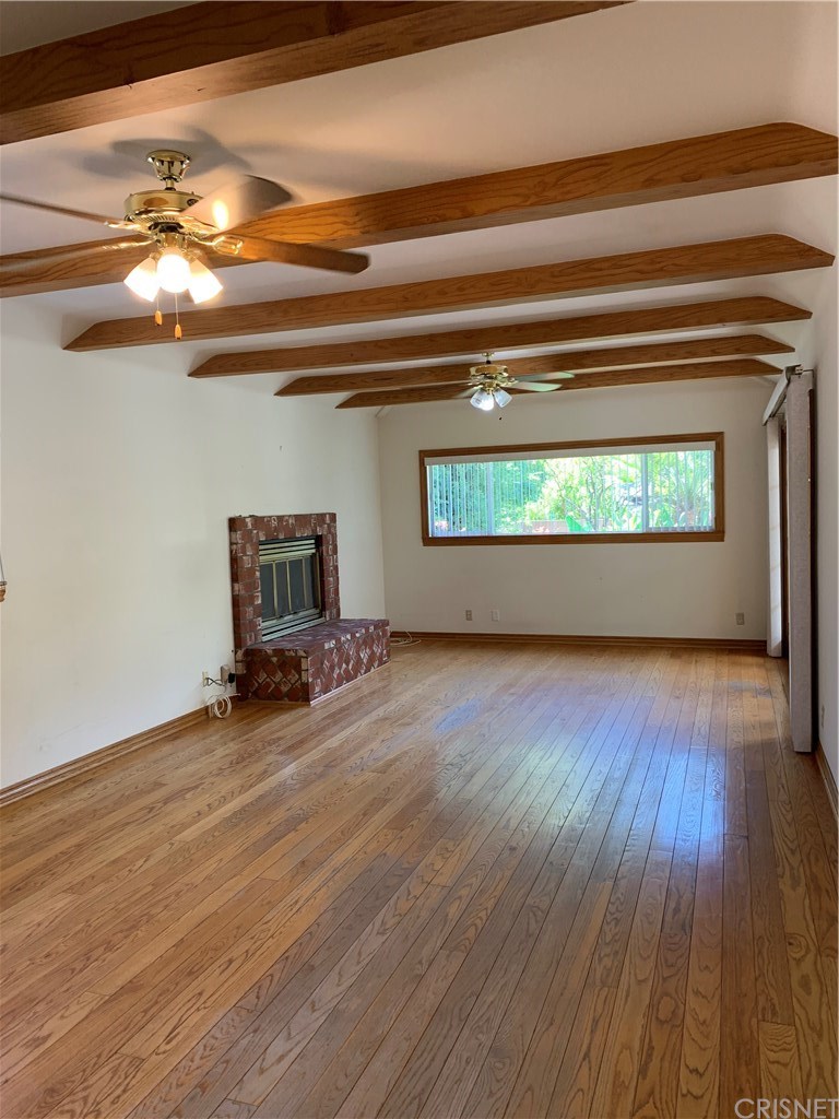 19446 Mayall Street Northridge, CA 91324 - Photo 5 of 32