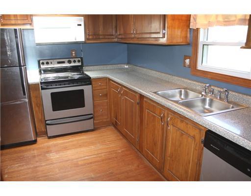 293 Rainey Road Eighty Four, PA 15330 - Photo 5 of 18 Kitchen.