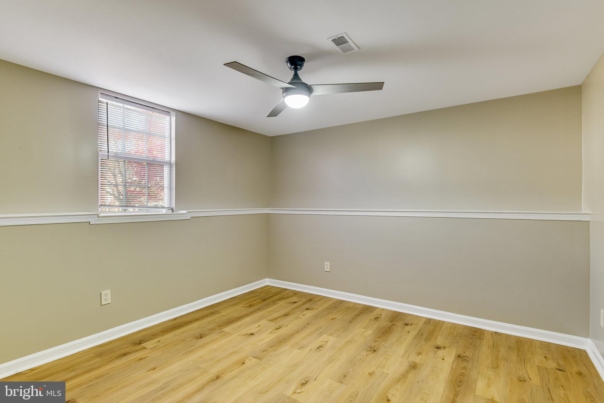 44901 Point Bay Terrace Ashburn, VA 20147 - Photo 11 of 43