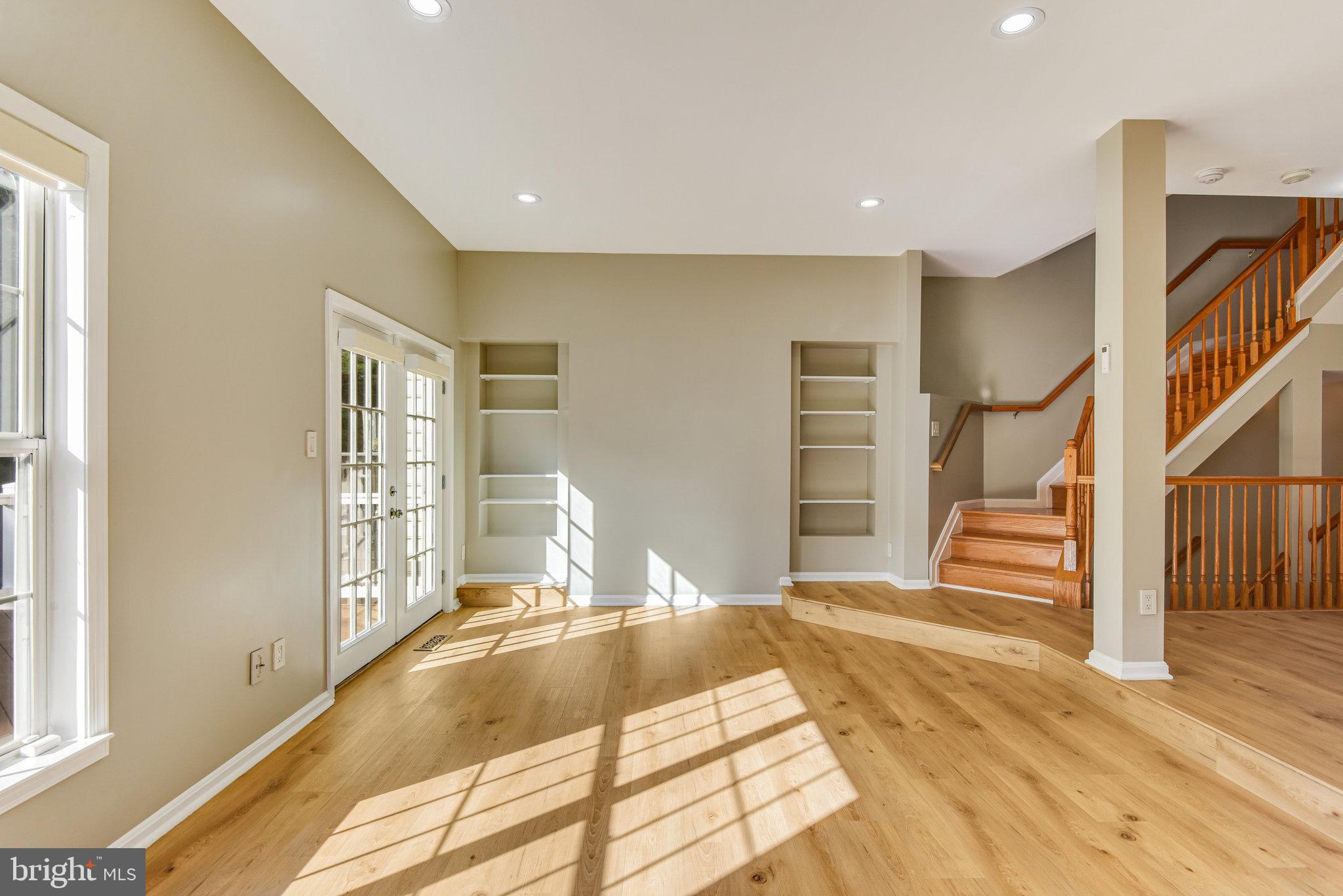 44901 Point Bay Terrace Ashburn, VA 20147 - Photo 26 of 43