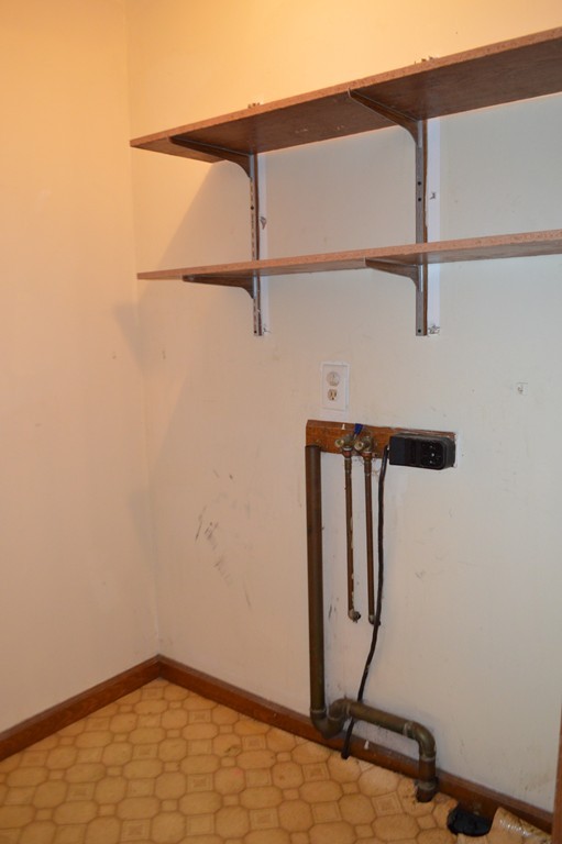 1465 Parker Street Springfield, MA 01129 - Photo 22 of 30 Gallery Image 22