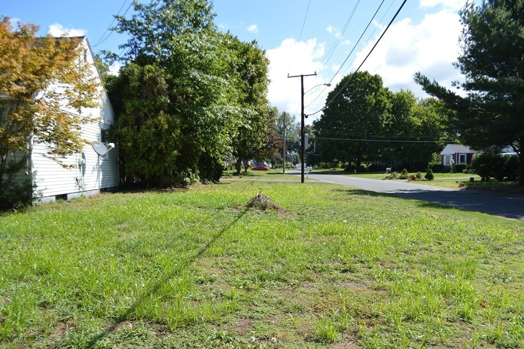 1465 Parker Street Springfield, MA 01129 - Photo 26 of 30 Gallery Image 26