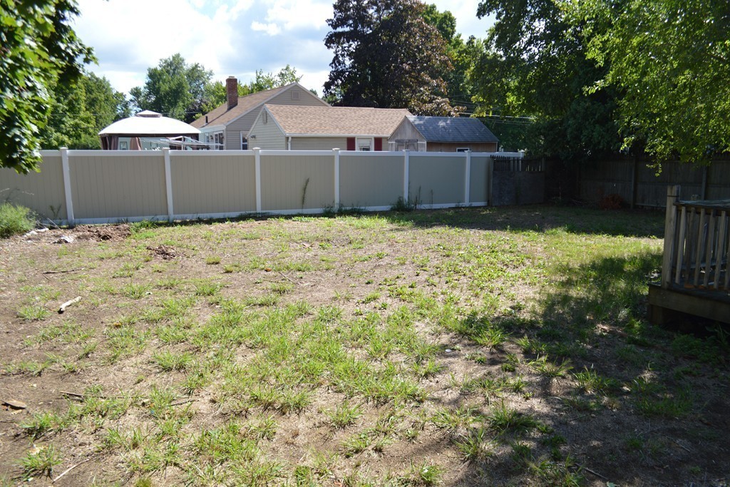1465 Parker Street Springfield, MA 01129 - Photo 27 of 30 Gallery Image 27