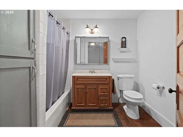 $575,000 | 406 West C Street, Rainier, OR 97048