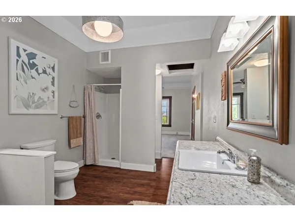 $575,000 | 406 West C Street, Rainier, OR 97048