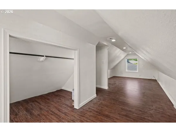 $575,000 | 406 West C Street, Rainier, OR 97048