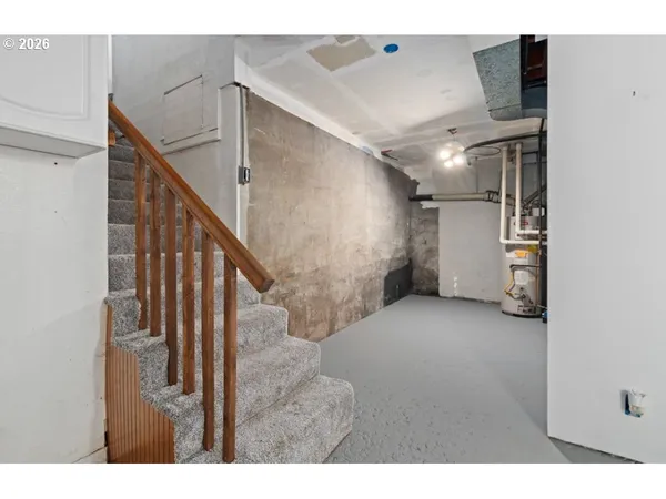 $575,000 | 406 West C Street, Rainier, OR 97048