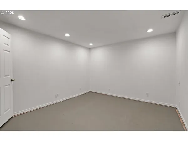 $575,000 | 406 West C Street, Rainier, OR 97048