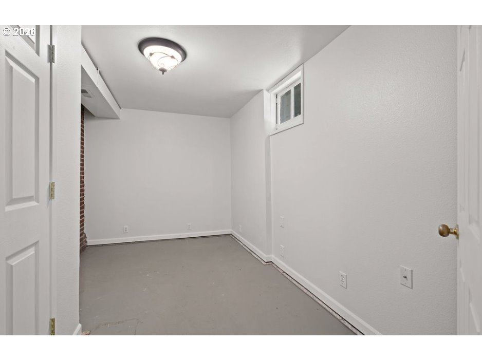 406 West C Street Rainier, OR 97048 - Photo 43 of 48 a view of an empty room