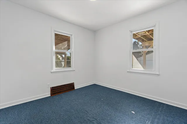 $279,900 | 2319 East Eden Place, St. Francis, WI 53235