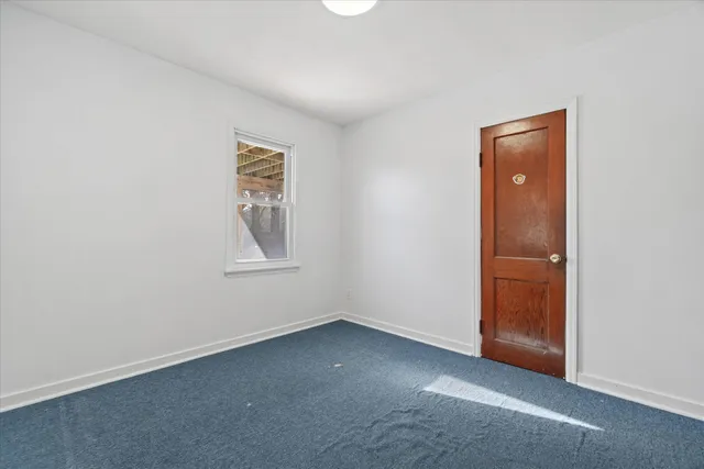 $279,900 | 2319 East Eden Place, St. Francis, WI 53235