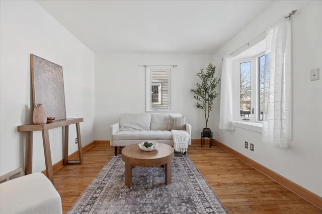 $279,900 | 2319 East Eden Place, St. Francis, WI 53235