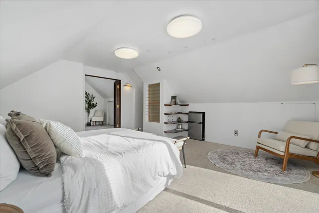 $279,900 | 2319 East Eden Place, St. Francis, WI 53235