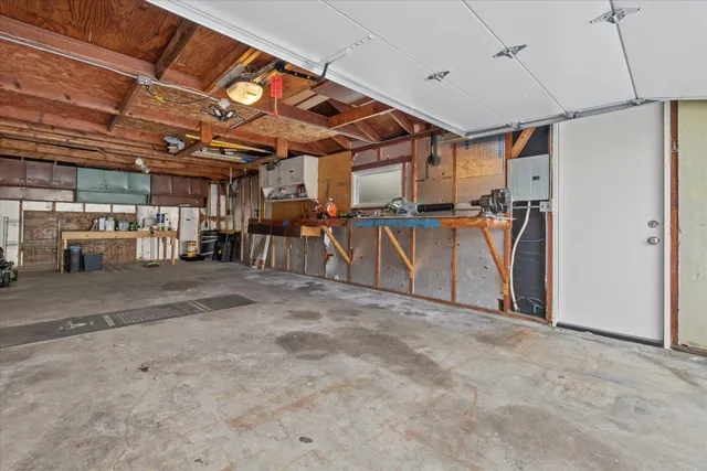 $279,900 | 2319 East Eden Place, St. Francis, WI 53235