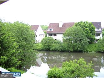 289 Tavistock Cherry Hill, NJ 08034 - Photo 3 of 12 Exterior Back