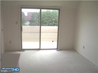 289 Tavistock Cherry Hill, NJ 08034 - Photo 9 of 12 Loft