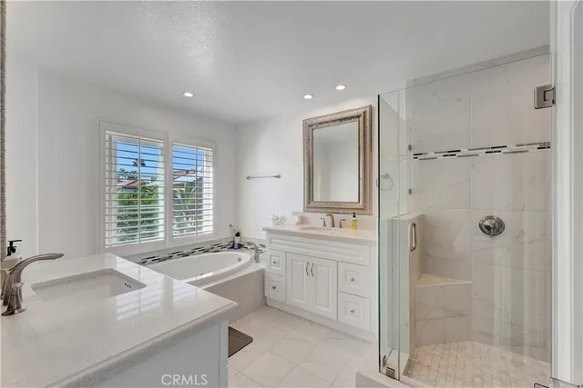 $1,395,000 | 19305 Champion Lane, Huntington Beach, CA 92648
