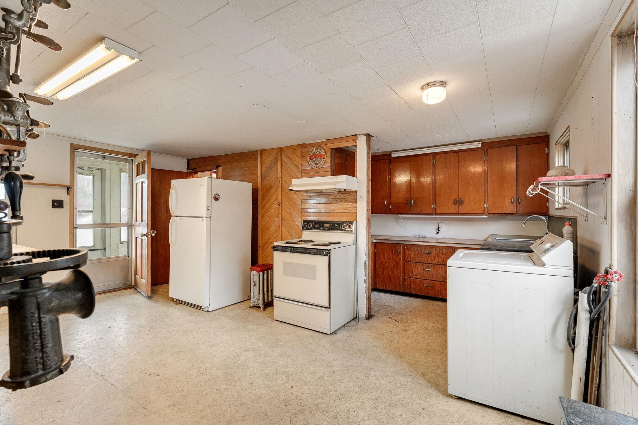 197 South Main Street Barre, VT 05641 - Photo 10 of 34