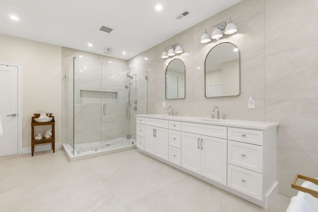 74 Gary Road Needham, MA 02494 - Photo 22 of 39 Gallery Image 22