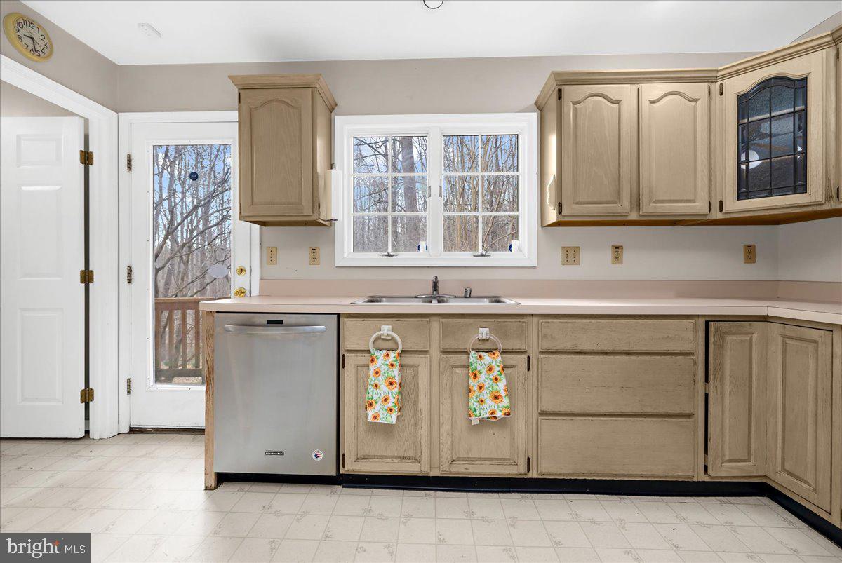 5789 Greenock Road Lothian, MD 20711 - Photo 12 of 57 a utility room with a sink